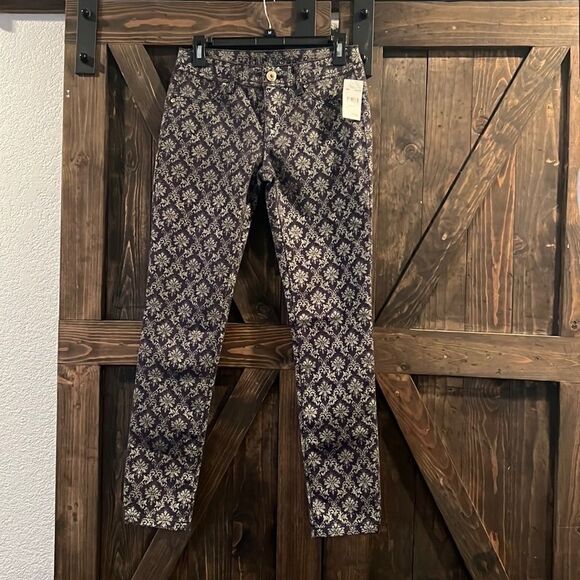 NWT DL1961 Premium Denim Emma Ornate
Leggings - Purple and Faded Gold Damask 27 - Picture 3 of 14